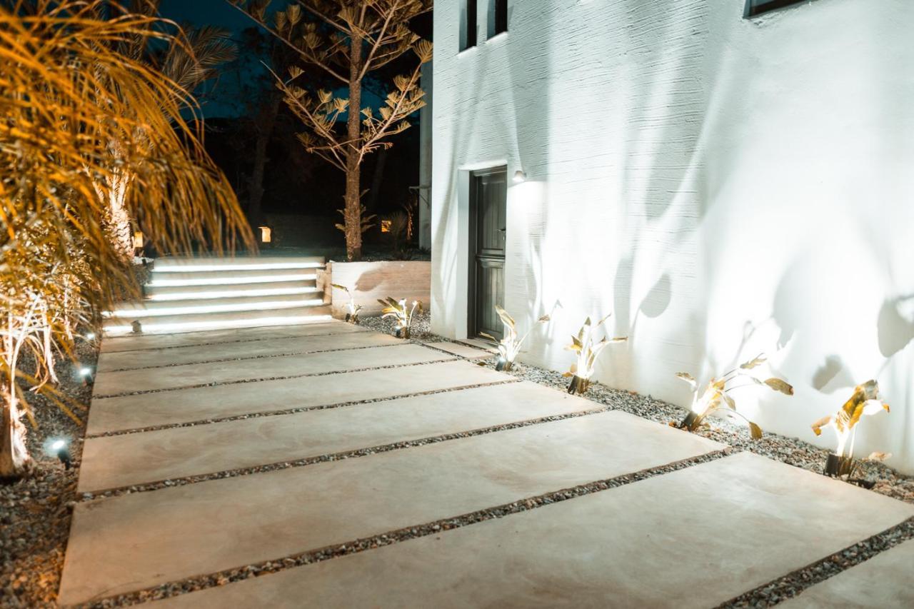 Villa Agrabely & Suites Galanado Exterior photo