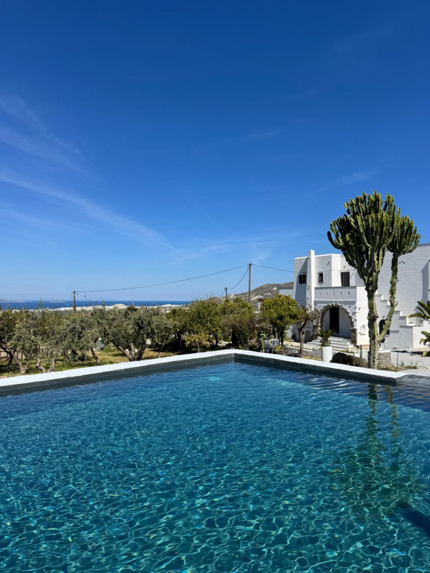 Villa Agrabely & Suites Galanado Exterior photo